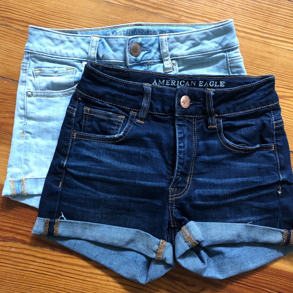 American Eagle 2 for 1! Size 0 shorts lot!